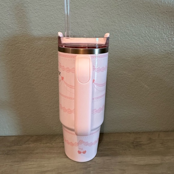 Sale! Stanley The Valentine's Day Pink Velvet Cake 30oz Tumbler - Picture 4 of 9